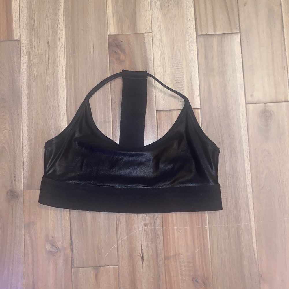 Noli liquid sports bra